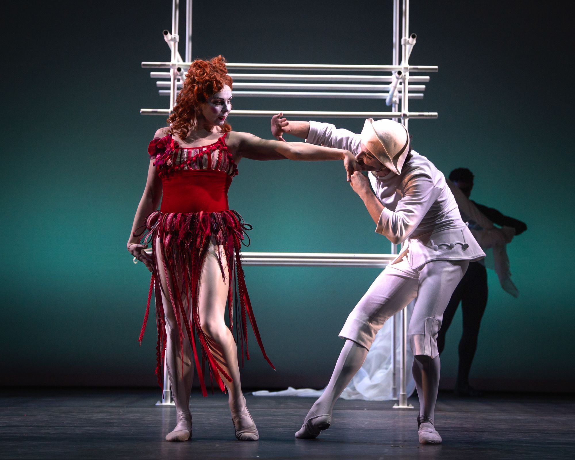 Natalia Osipova as Columbine and Joshua Junker as Pierrot in <i>Pierrot Lunaire</i> © 2026 RBO, Andrej Uspenski