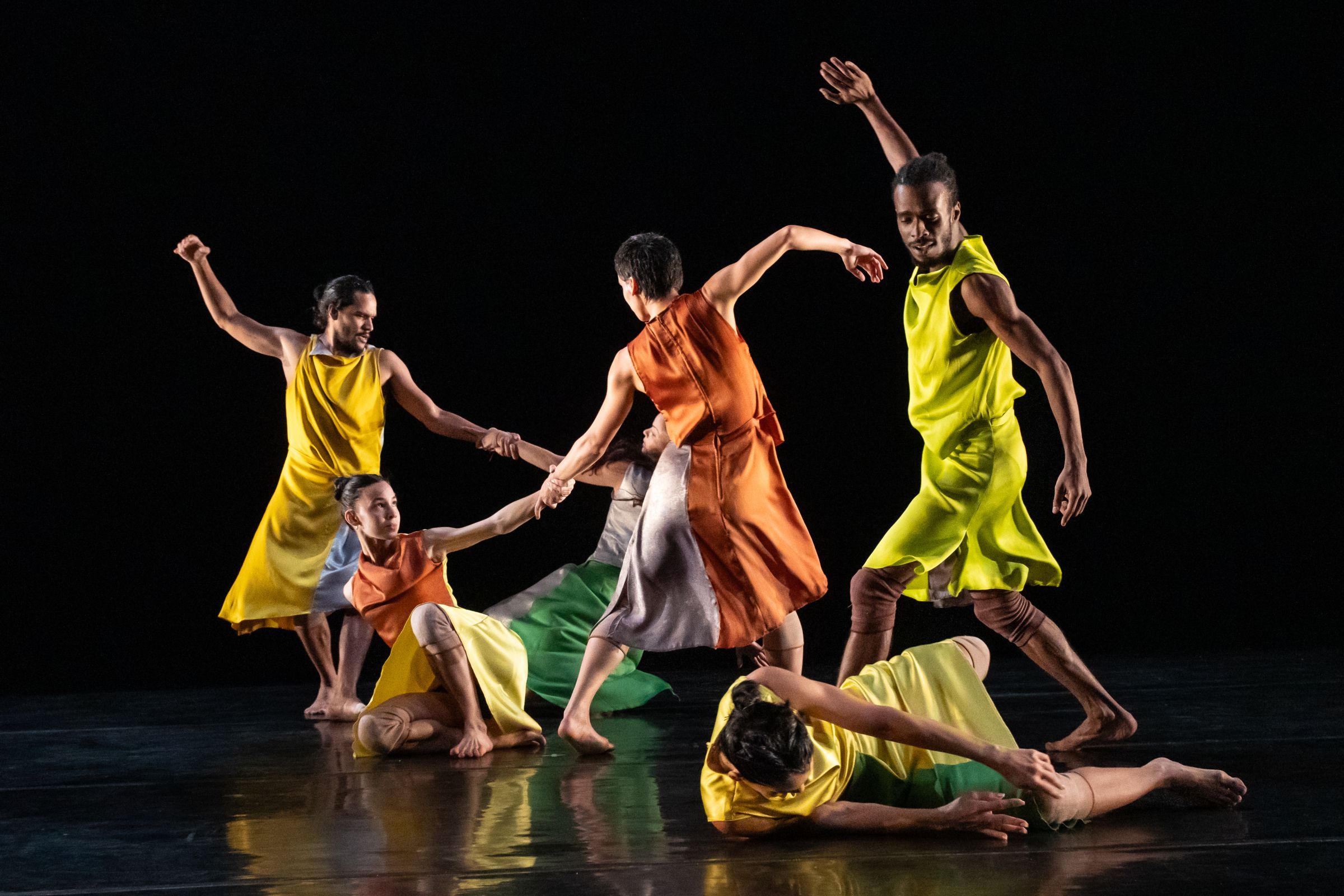 Malpaso Dance Company in Keerati Jinakunwiphat's <i>Year of the Leopard</i> &copy; Steven Pisano