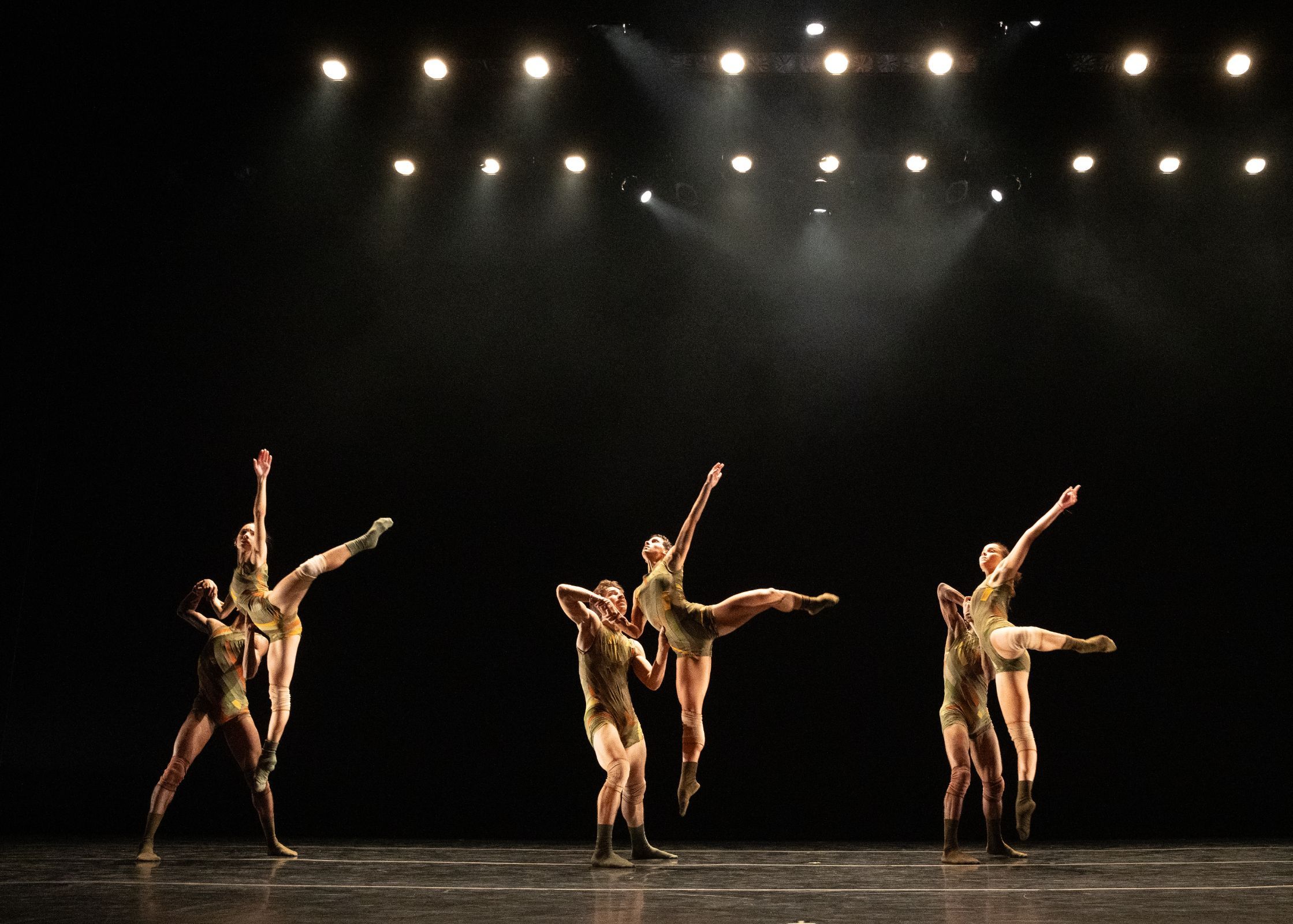 Malpaso Dance Company in Daileidys Carrazana's <i>La Estación</i> &copy; Steven Pisano