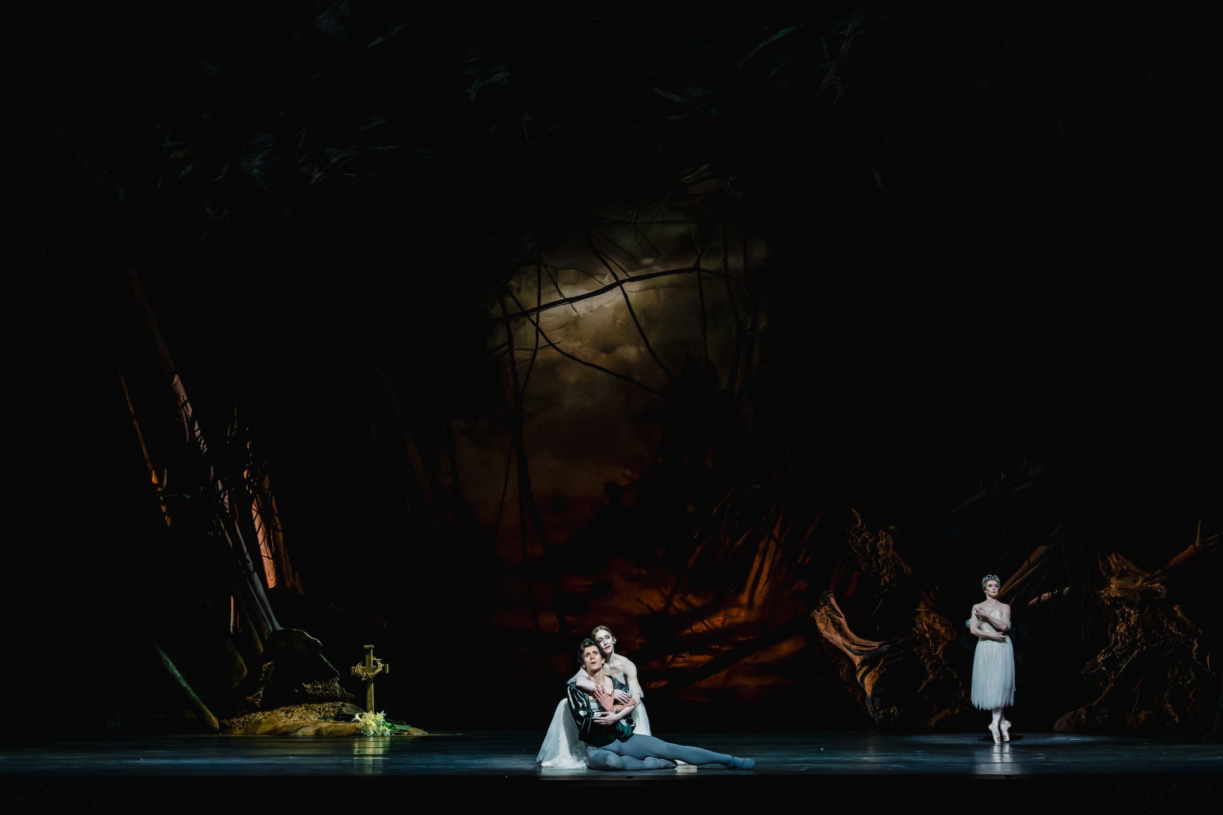 William Bracewell, Marianela Núñez and Claire Calvert in Sir Peter Wright's <i>Giselle</i> &copy; 2026 Helen Maybanks