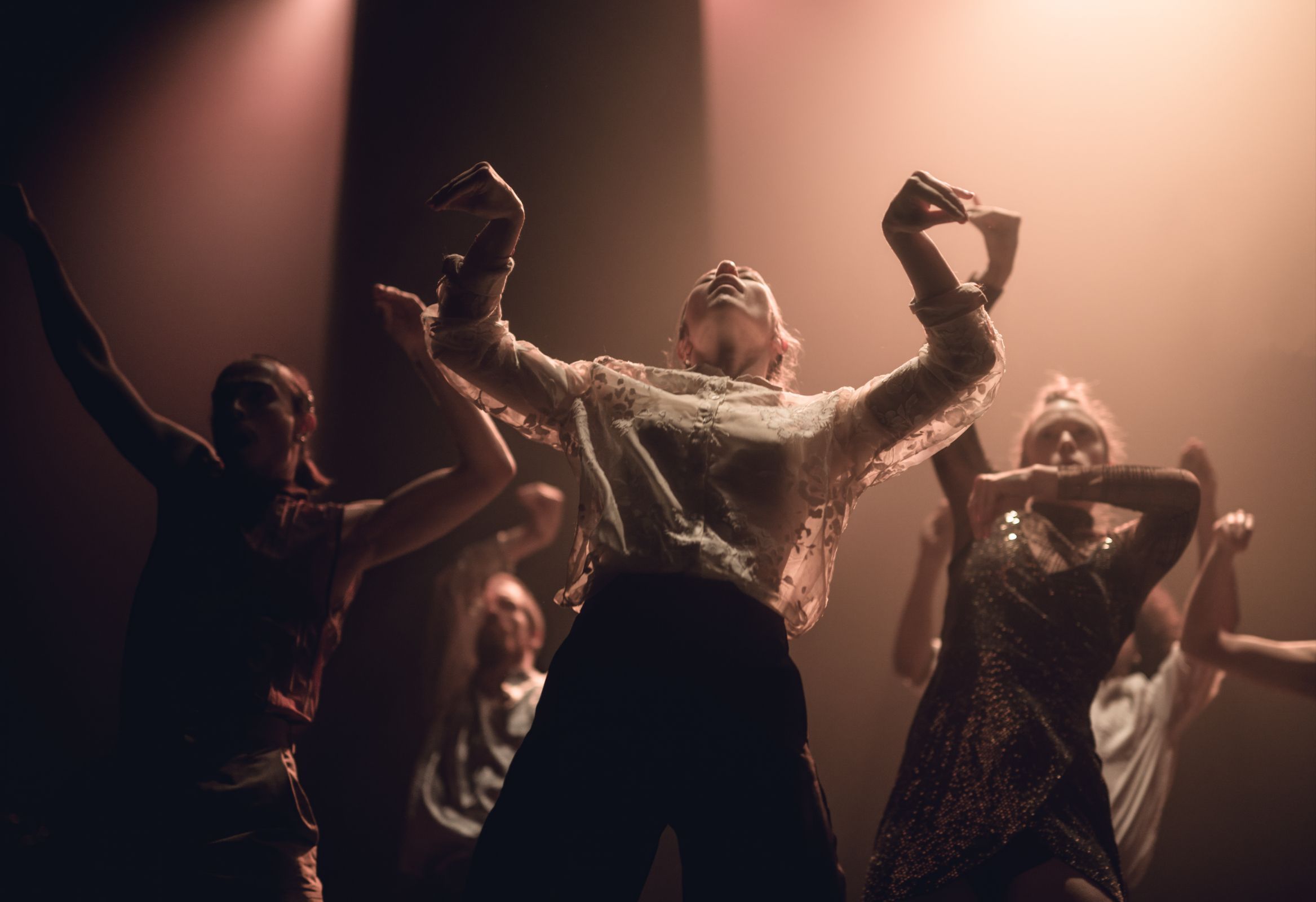 Hofesh Shechter Company in <i>Theatre of Dreams</i> &copy; Tom Visser