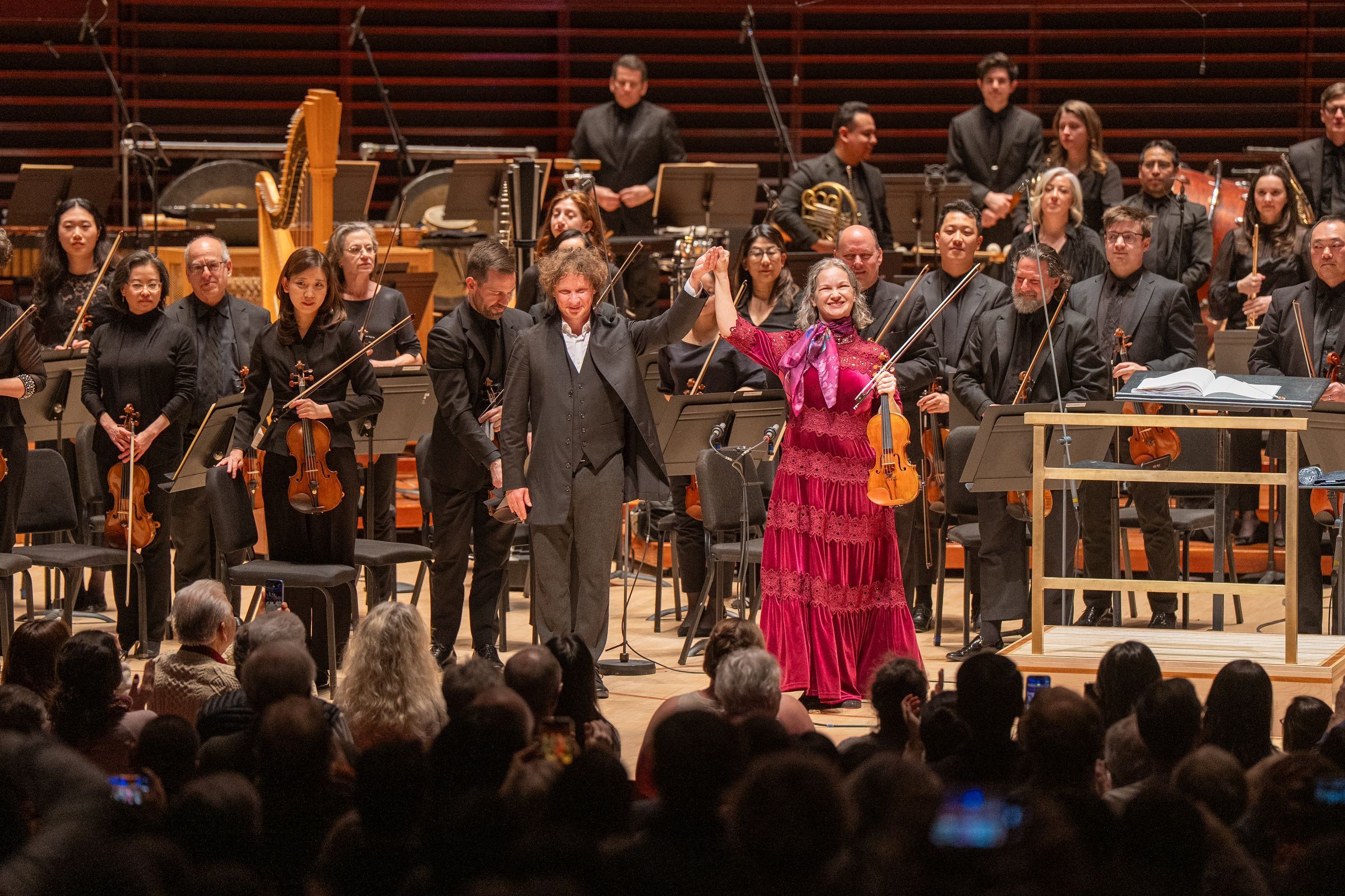 Santtu-Matias Rouvali, Hilary Hahn and the Philadelphia Orchestra &copy; Jessica Griffin