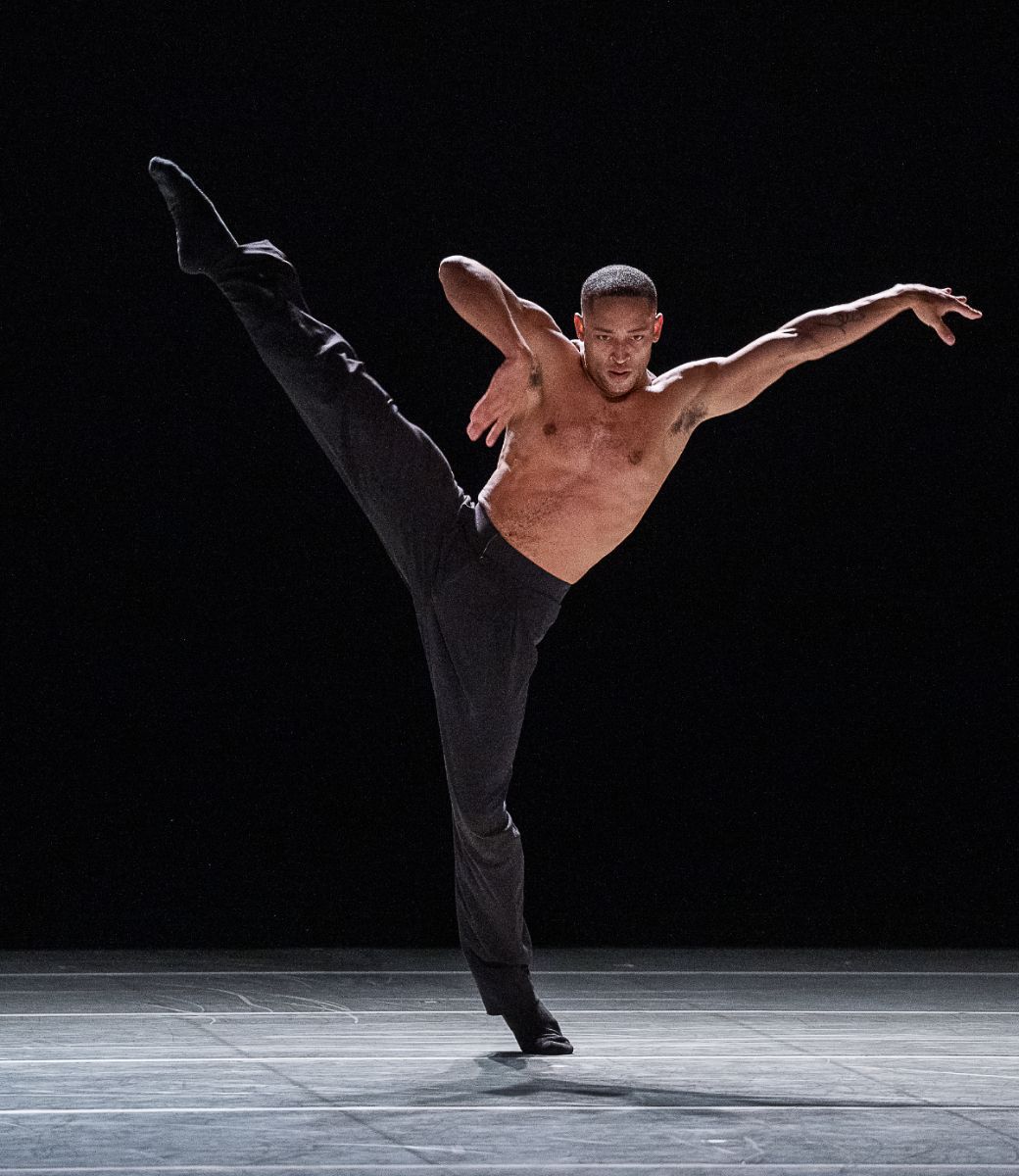 AAADT's Donnie Duncan Jr in Medhi Walerski's <i>Blink of an Eye</i> © Christopher Duggan