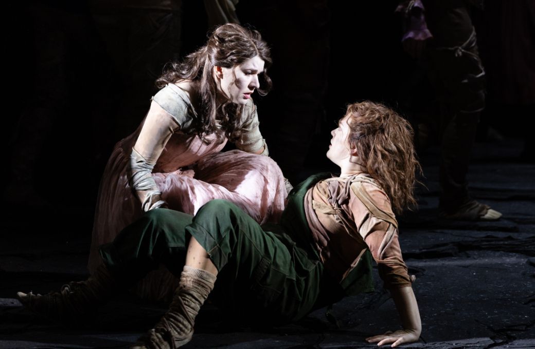 Emily Sierra (Siebel) und Olga Kulchynska (Olga Kulchynska) &copy; Geoffroy Schied