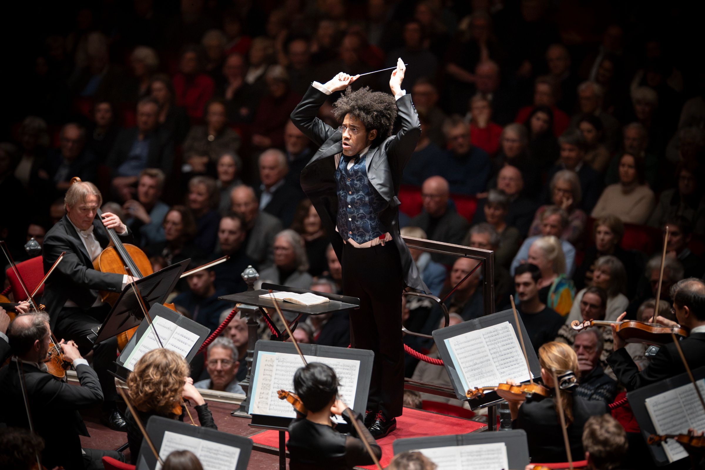 Rafael Payare conducts the Royal Concertgebouw Orchestra &copy; Simon van Boxtel
