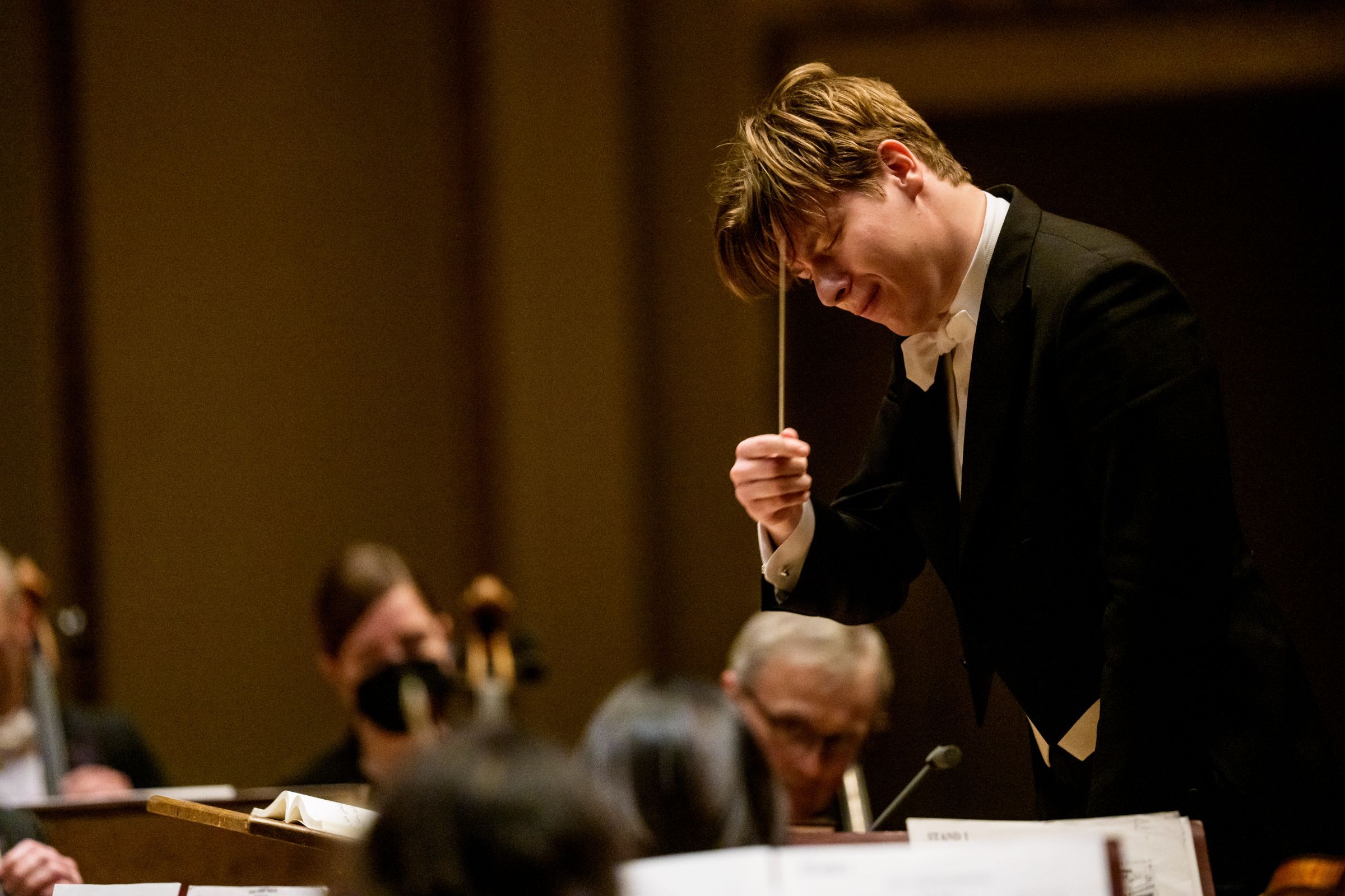 Klaus Mäkelä conducts the Chicago Symphony Orchestra © Todd Rosenberg Photography