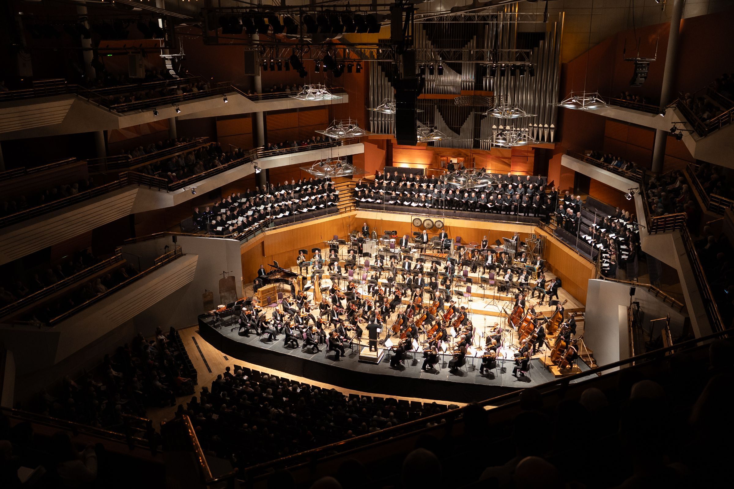 The Hallé Choirs and The Hallé in Bridgewater Hall &copy; Sharyn Bellemakers | The Hallé
