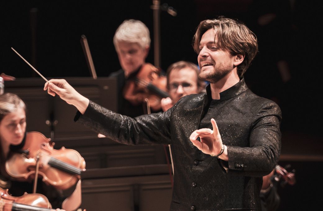 Michele Spotti dirige l'Orchestre National du Capitole de Toulouse &agrave; la Halle aux grains &copy; Romain Alcaraz