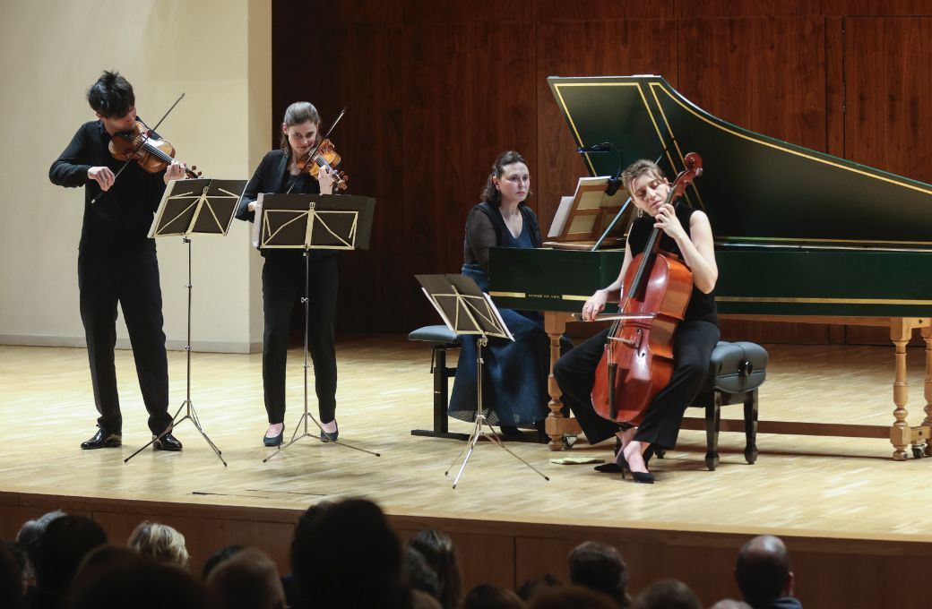 Integrantes de Le Consort durante el concierto que tuvo lugar en Madrid &copy; Elvira Meg&iacute;as | Centro Nacional de Difusi&oacute;n Musical (CNDM)