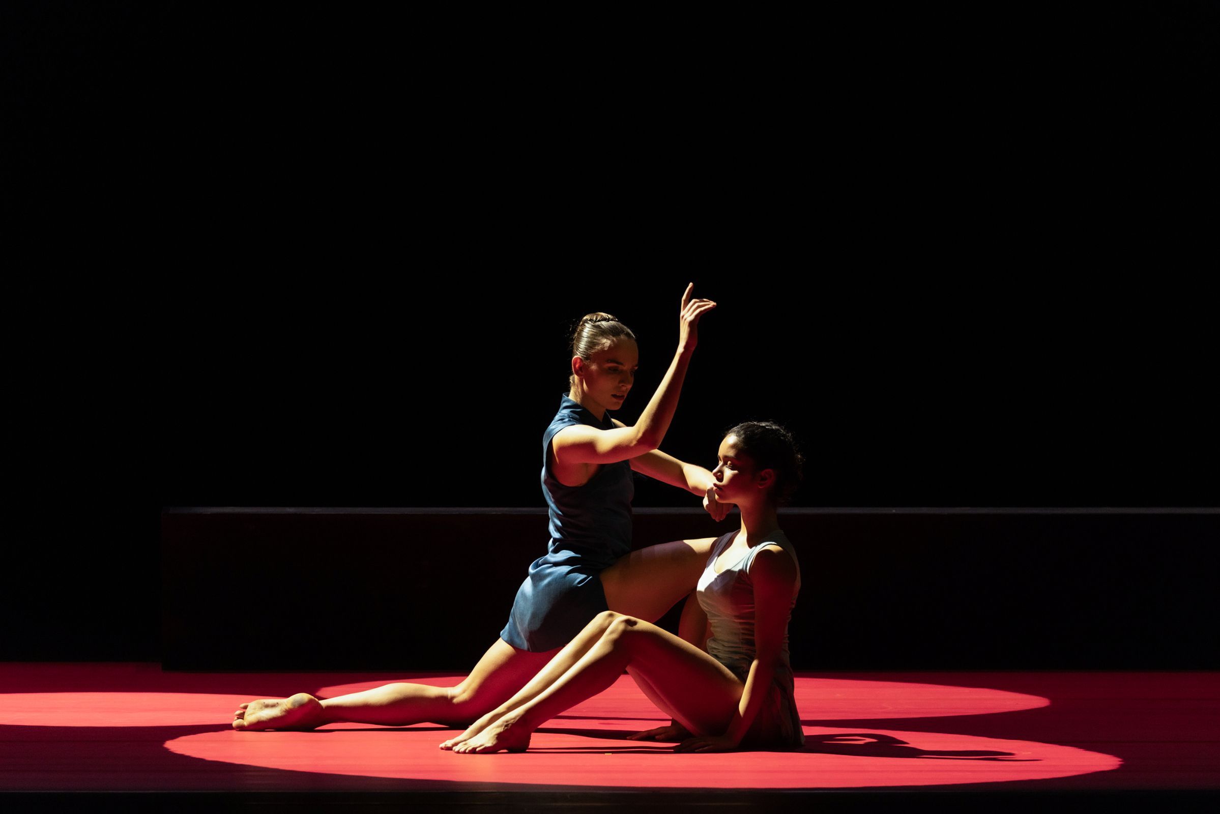 Charlotte Kragh and Selina Appenzeller in Angelin Preljocaj’s <i>Annonciation</i> &copy; Kiran West