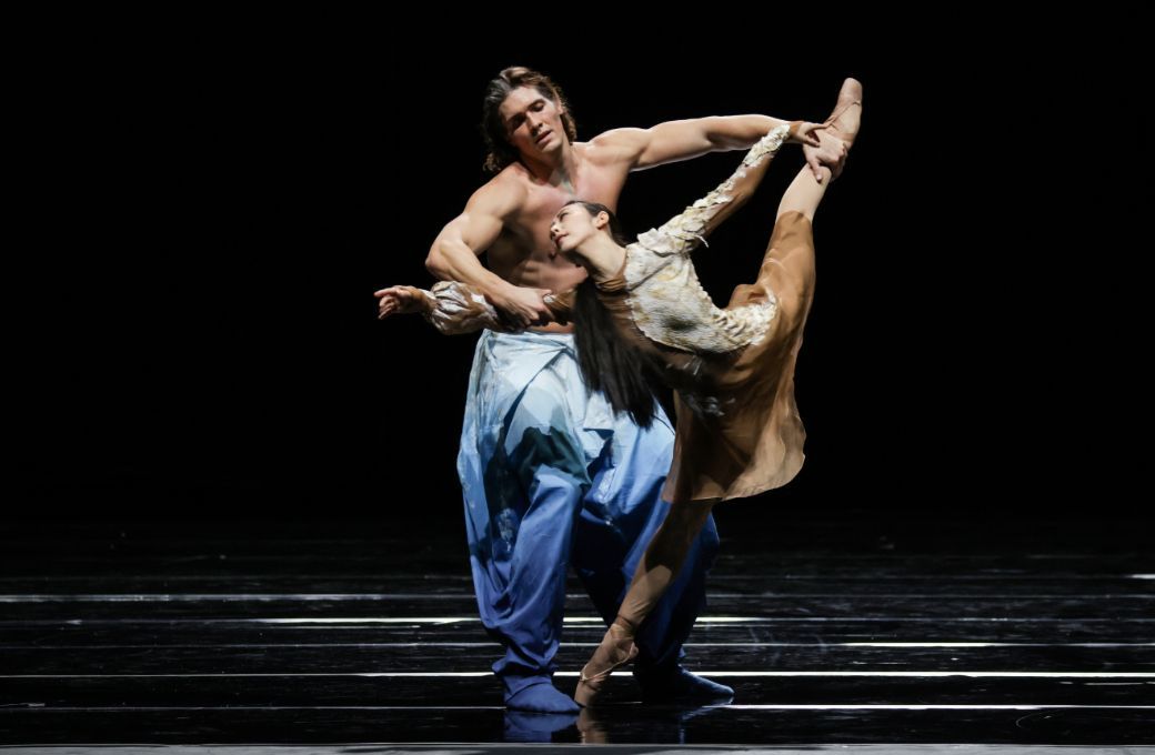 Florian Pohl and Xue Lin in Xie Xin&rsquo;s <i>The Moon in the Ocean</i> &copy; Kiran West
