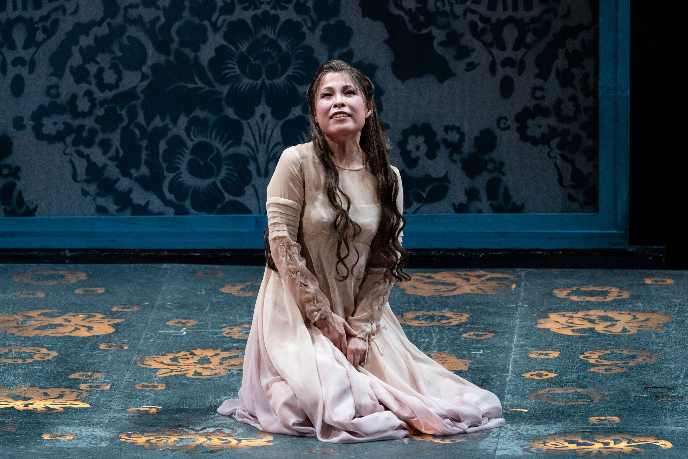 Eri Nakamura (Gilda) &copy; Rikimaru Hotta | New National Theatre, Tokyo
