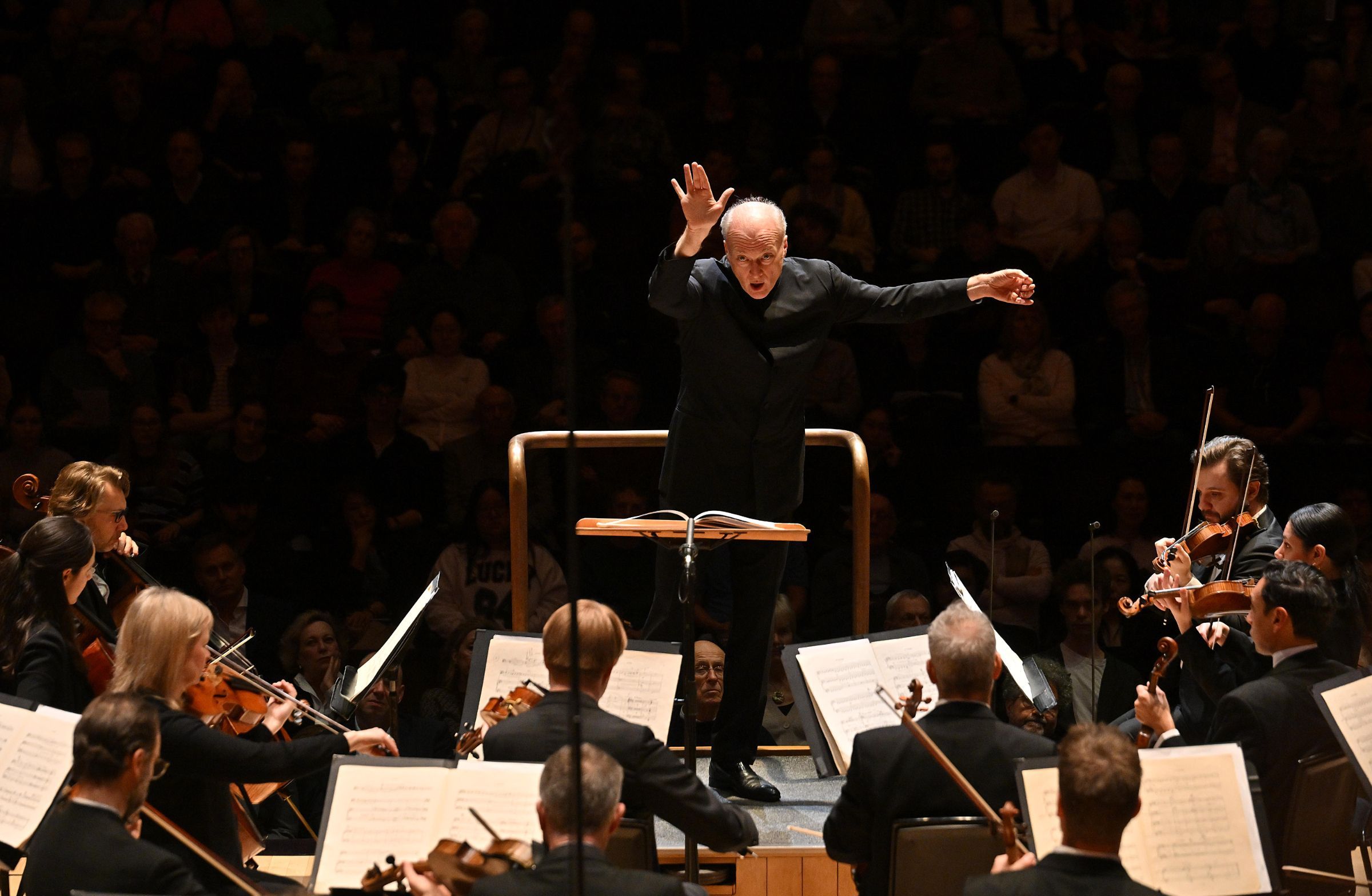 Gianandrea Noseda conducts the London Symphony Orchestra &copy; LSO | Mark Allan
