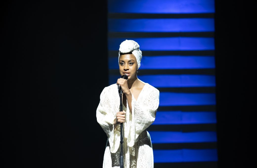 Isabela Coracy as Nina Simone in Mthuthuzeli November's <i>Nina: By Whatever Means</i> © Bill Cooper