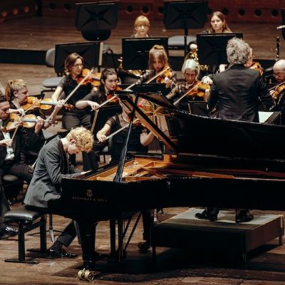 &copy; Van de Sande, Antwerp Symphony