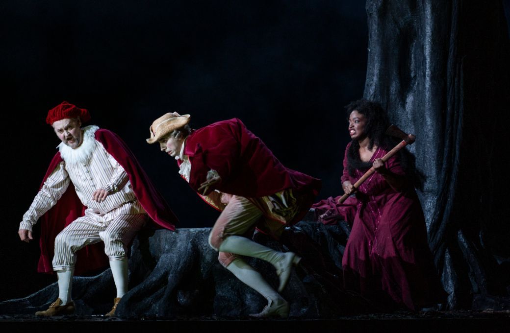Karl Huml (Truffaldino), Matteo Ivan Ra&scaron;ić (Scaramuccio) and Axelle Fanyo (Ariadne) &copy; Fabrizio Sansoni | Teatro dell&rsquo;Opera di Roma