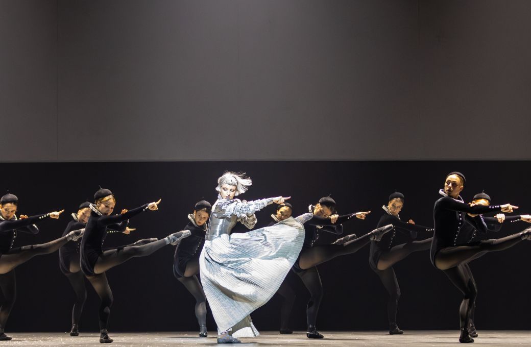 Madeline Squire as Catherine de&rsquo; Medici in <i>Mary, Queen of Scots</i> &copy; Andy Ross