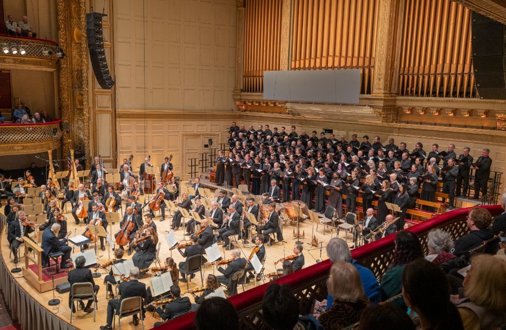 Herbet Blomstedt conducts the Tanglewood Festival Chorus and Boston Symphony &copy; Michael J Lutch, courtesy of the BSO