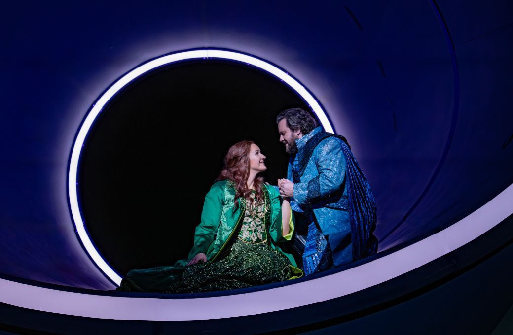 Lise Davidsen (Isolde) und Michael Spyres (Tristan) &copy; Karen Almond | Met Opera