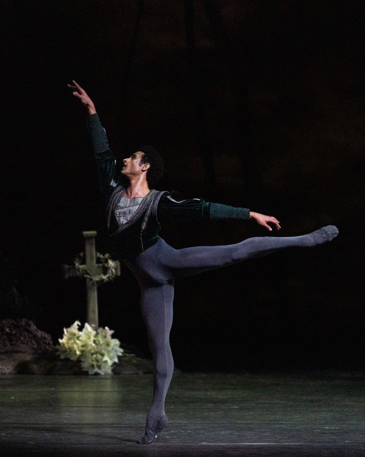 Patricio Revé as Albrecht in Peter Wright's <i>Giselle</i> &copy; 2026 RBO, Andrej Uspenski