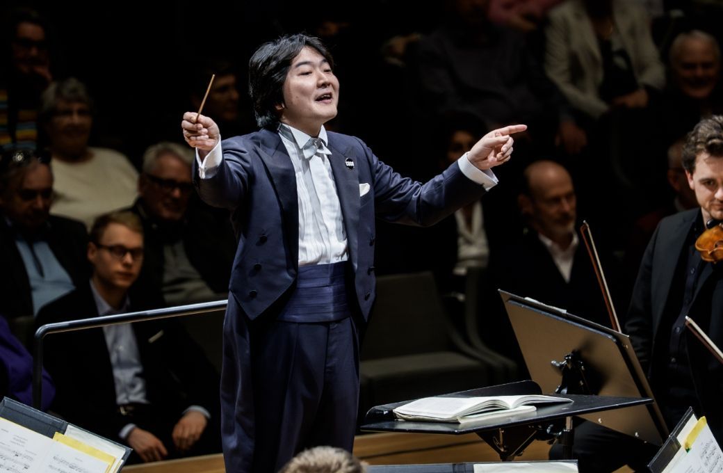 Kazuki Yamada conducts the City of Birminghan Symphony Orchestra &copy; Sebastian Madej