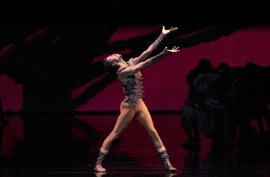 Calvin Royal III in <i>Othello: A Dance in Three Acts</i> &copy; Steven Pisano