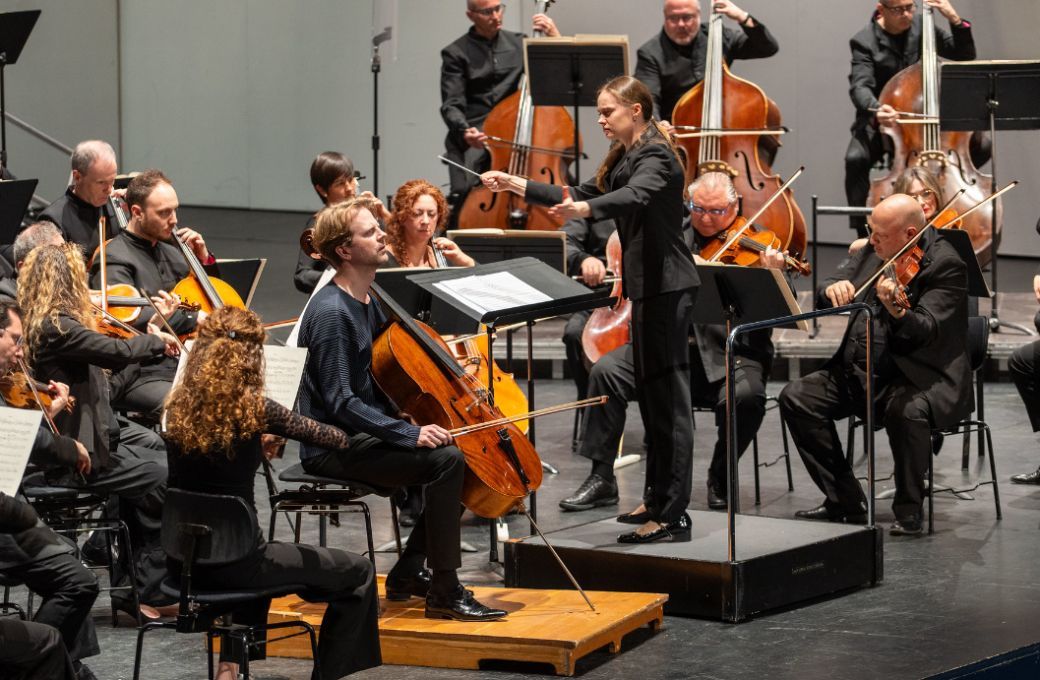 Julian Steckel, Izabelė Jankauskaitė y la Orquesta de Extremadura © Orquesta de Extremadura