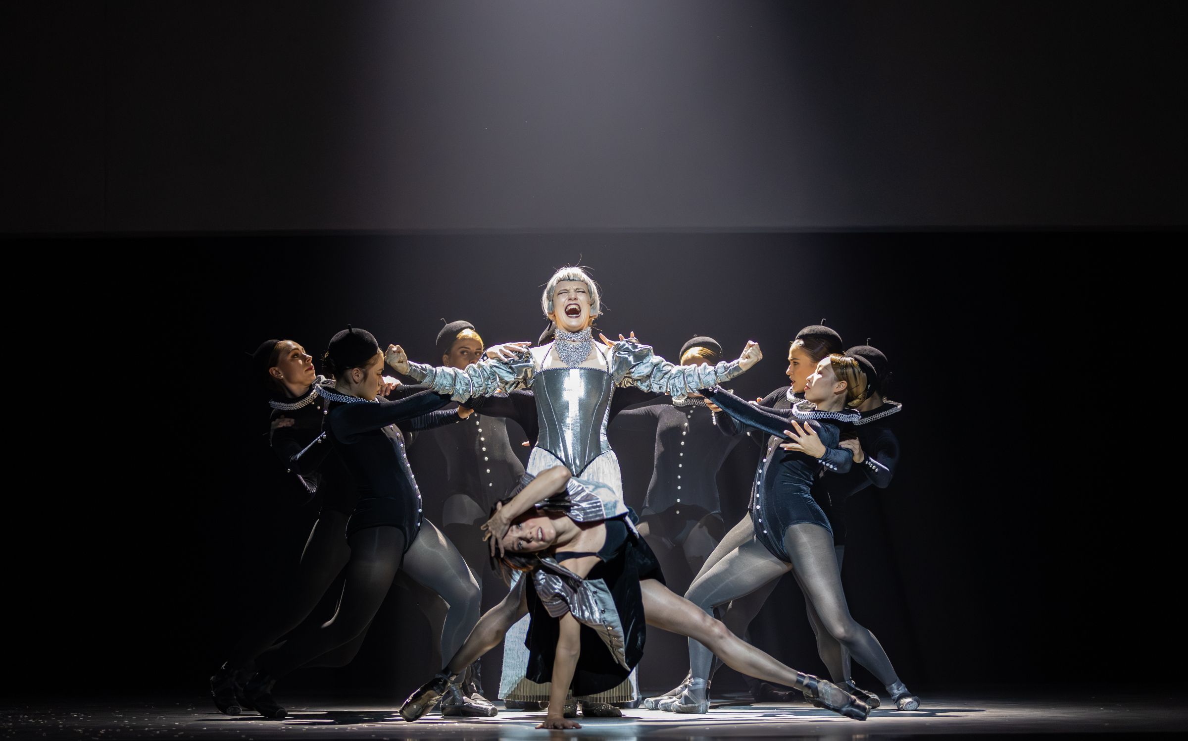 Madeline Squire as Catherine de’ Medici and Roseanna Leney as Mary in <i>Mary, Queen of Scots</i> © Andy Ross