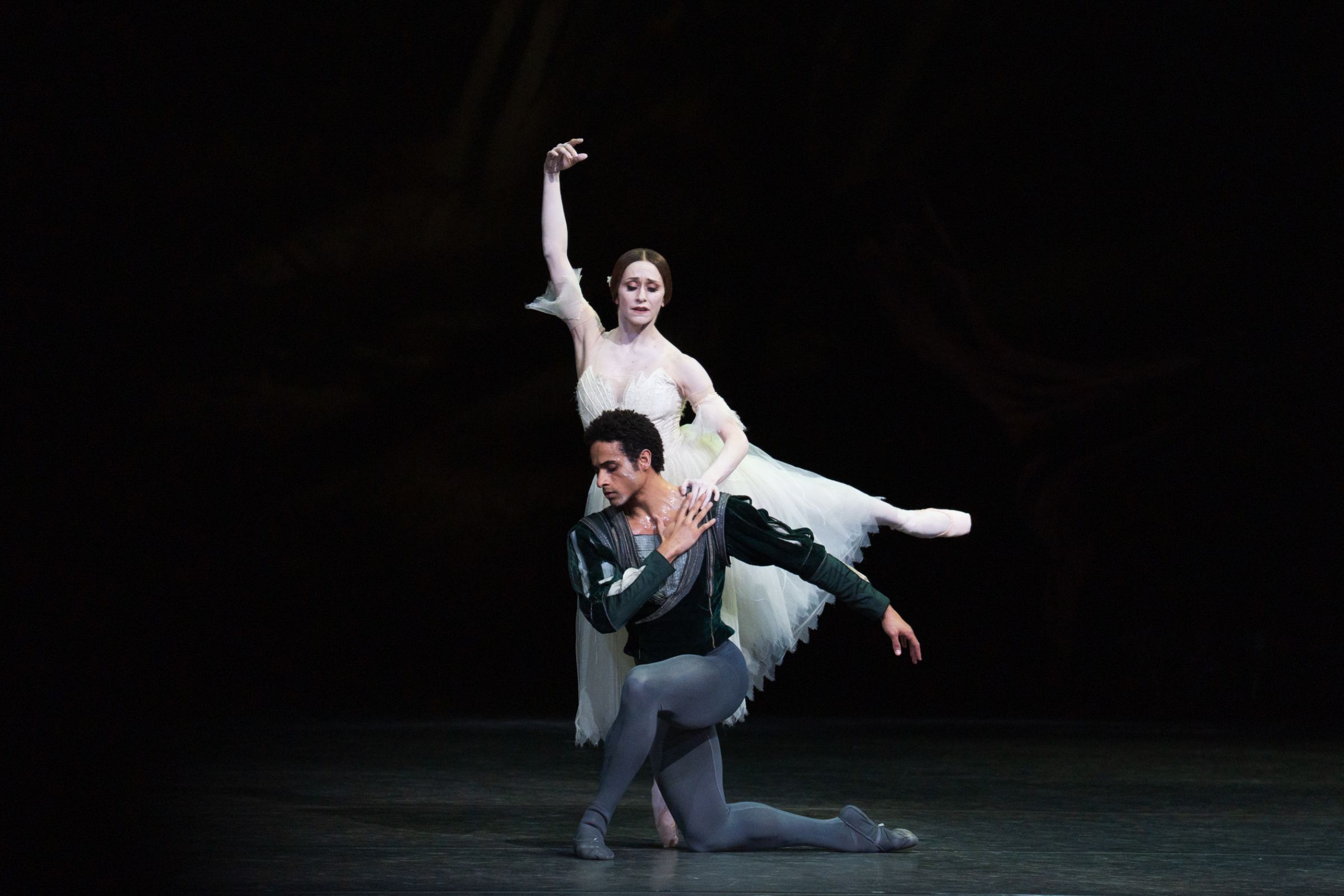 Marianela Núñez and Patricio Revé in Sir Peter Wright's <i>Giselle</i> © 2026 RBO. Andrej Uspenski