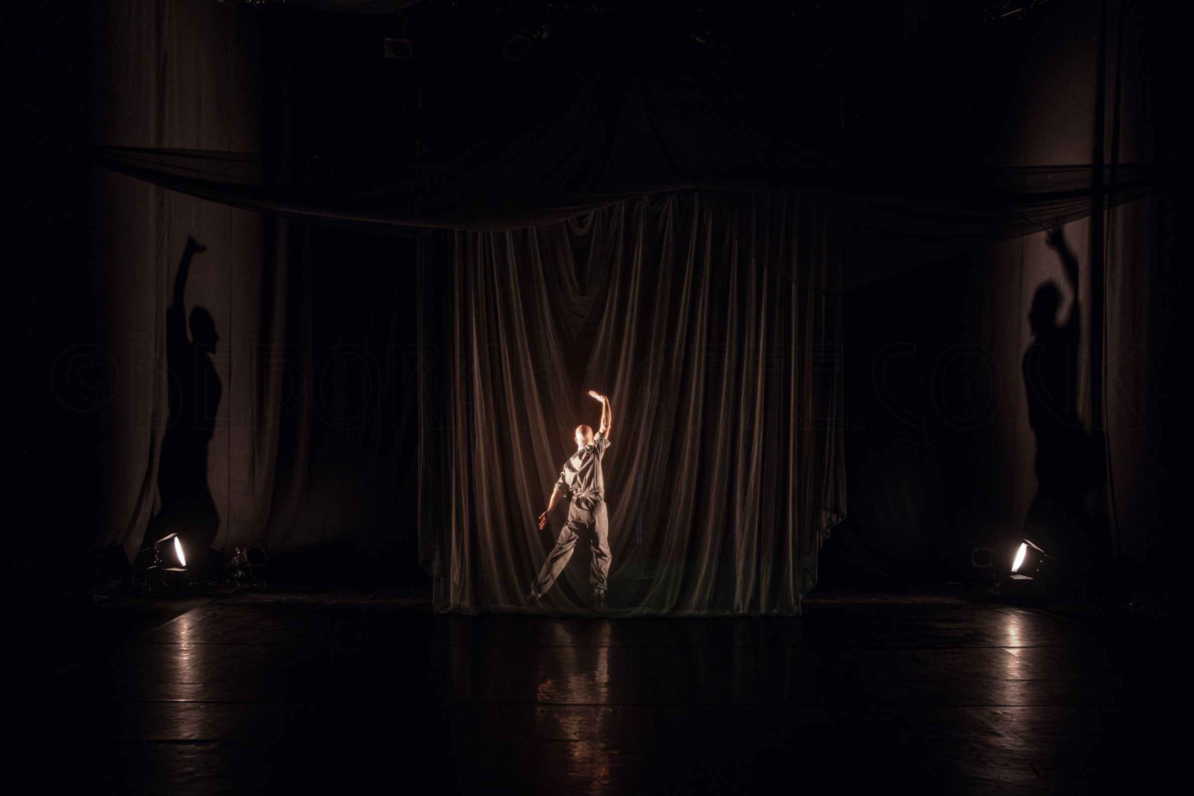 Russell Maliphant in his own <i>In A Landscape</i> © Deborah Jaffe