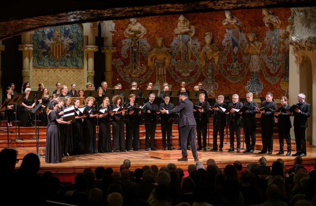 Lionel Sow al frente del Balthasar Neumann Chor © A. Bofill | Palau de la Música