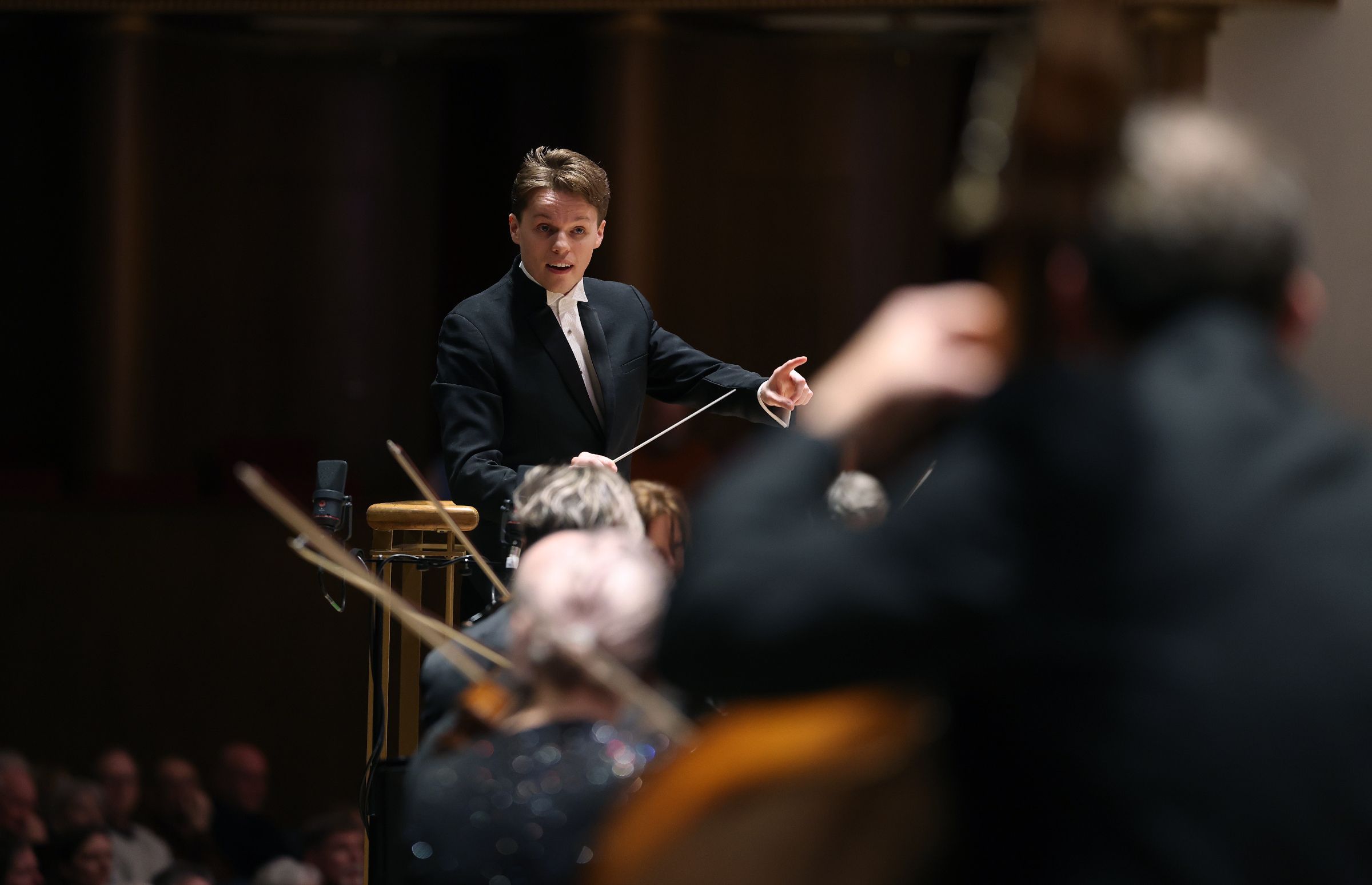 Adam Hickox conducts the Royal Liverpool Philharmonic Orchestra &copy; Gareth Jones