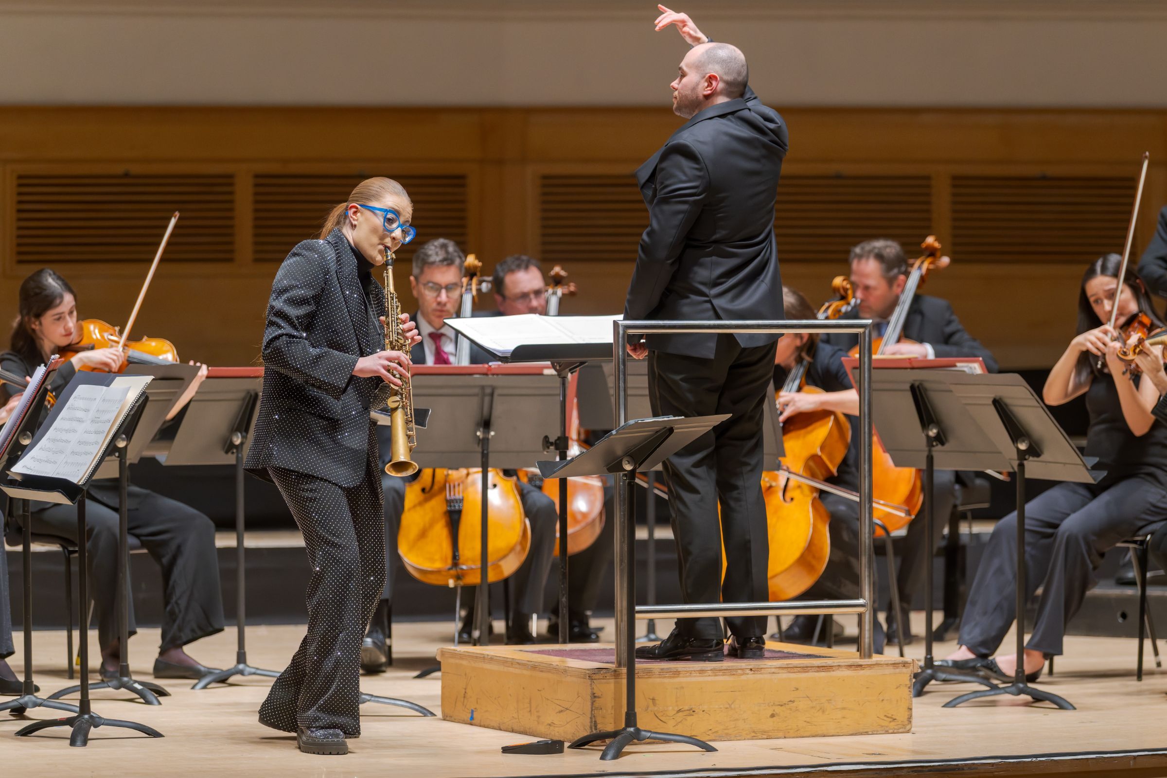 Jess Gillam, Ben Glassberg and the Scottish Chamber Orchestra &copy; Christopher Bowen (at Glasgow City Halls)
