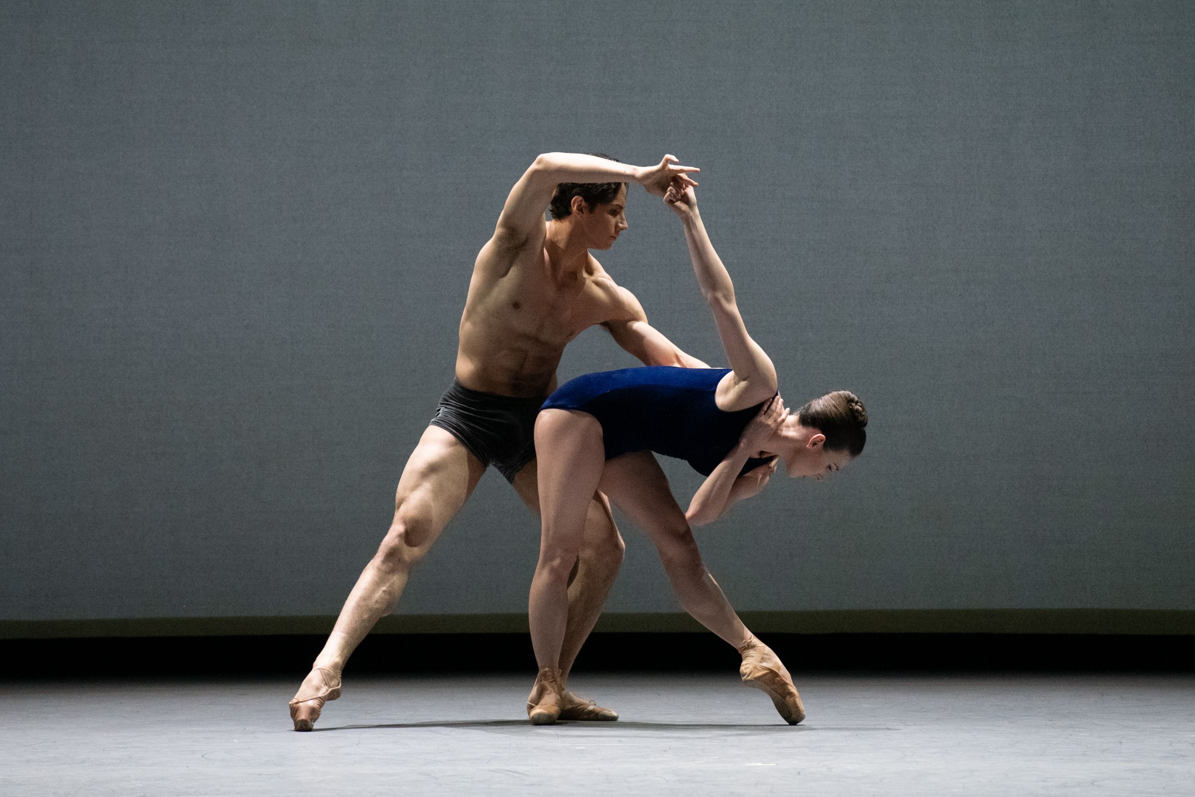 Roman Mejia and Tiler Peck in Alonzo King's <i>Swift Arrow</i> © Christopher Duggan