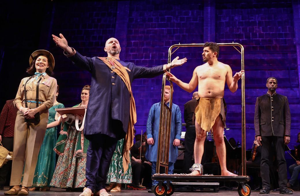 Sharleen Joynt (Kitty), Matthew Burns (The Maharajah) and Phillip Lopez (Abdul) © Winslow Townson