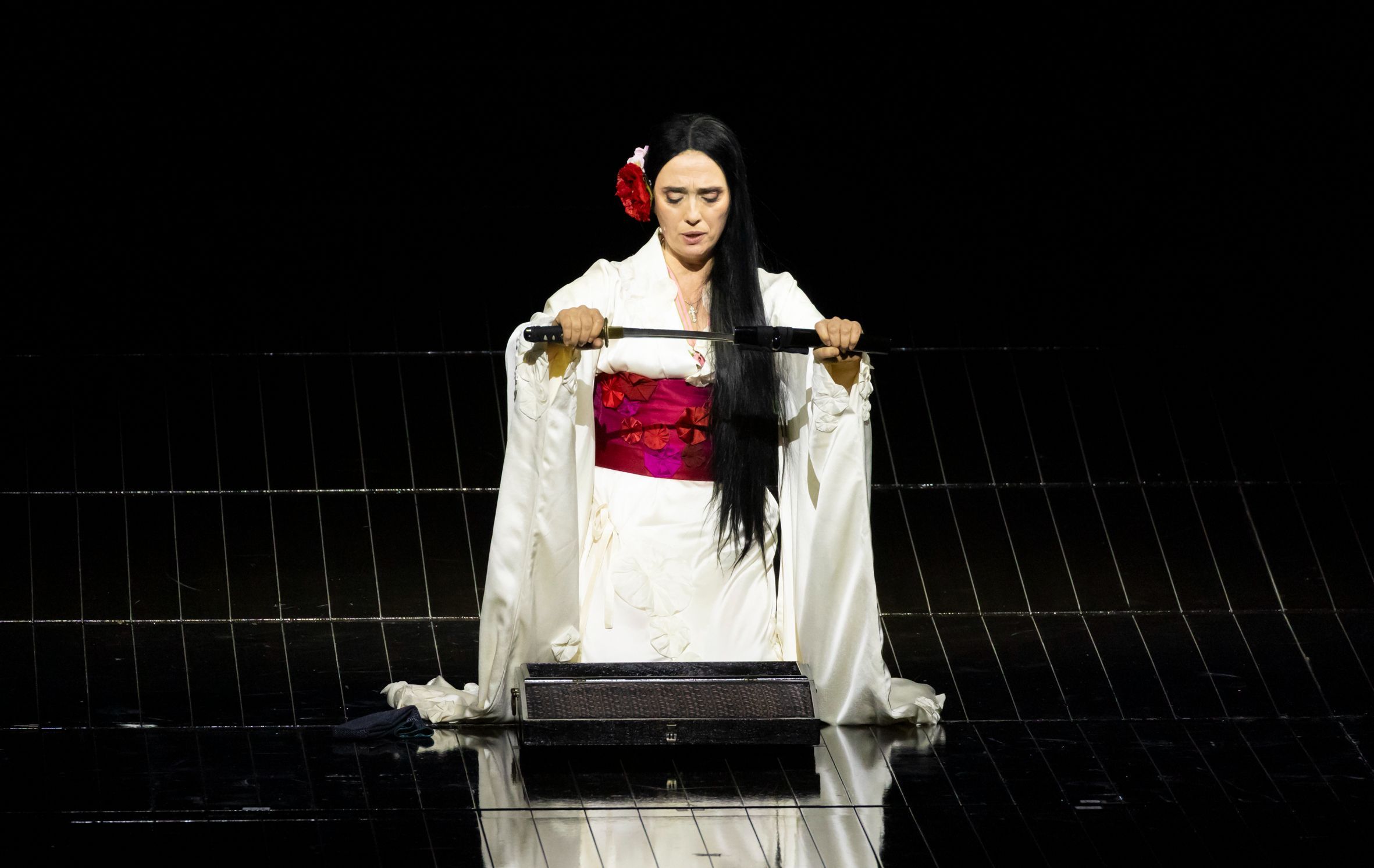 Ermonela Jaho (Cio-Cio-San) © Wiener Staatsoper | Stephen Brückler
