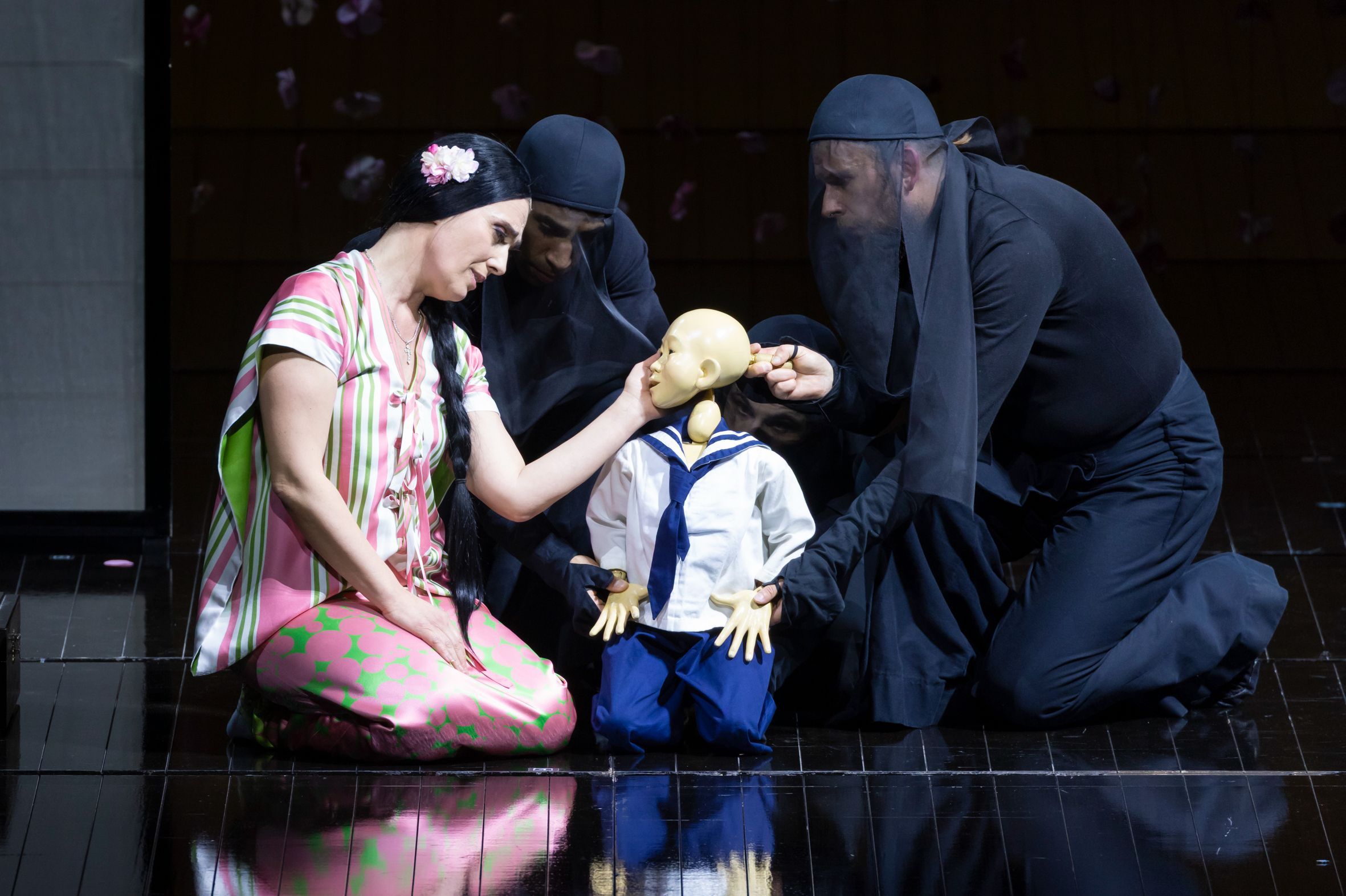 Ermonela Jaho (Cio-Cio-San) © Wiener Staatsoper | Stephen Brückler