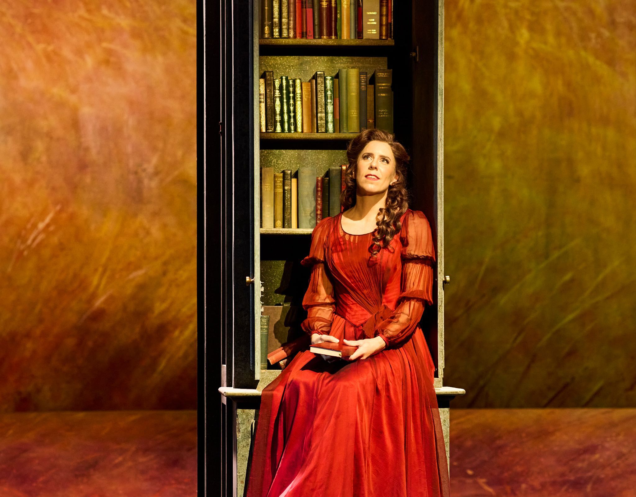 Lauren Fagan (Tatyana) &copy; Keith Saunders