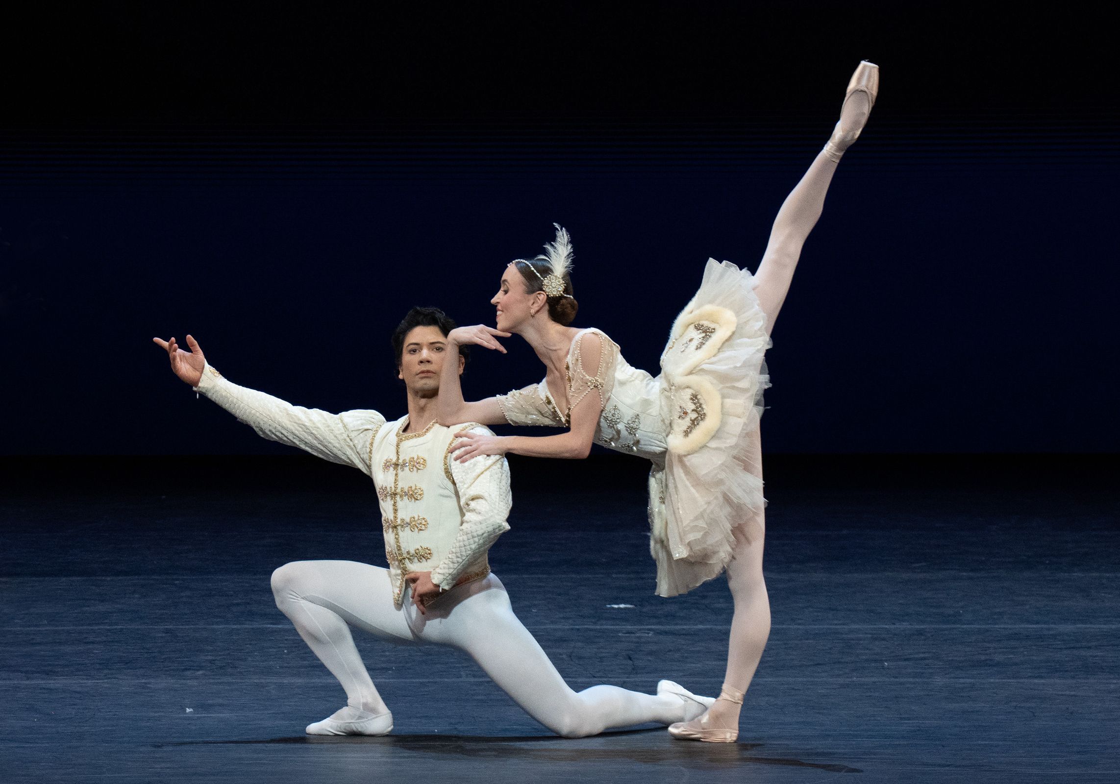 Herman Cornejo and Skylar Brandt in <i>Raymonda: Grand Pas Hongrois</i> &copy; Steven Pisano