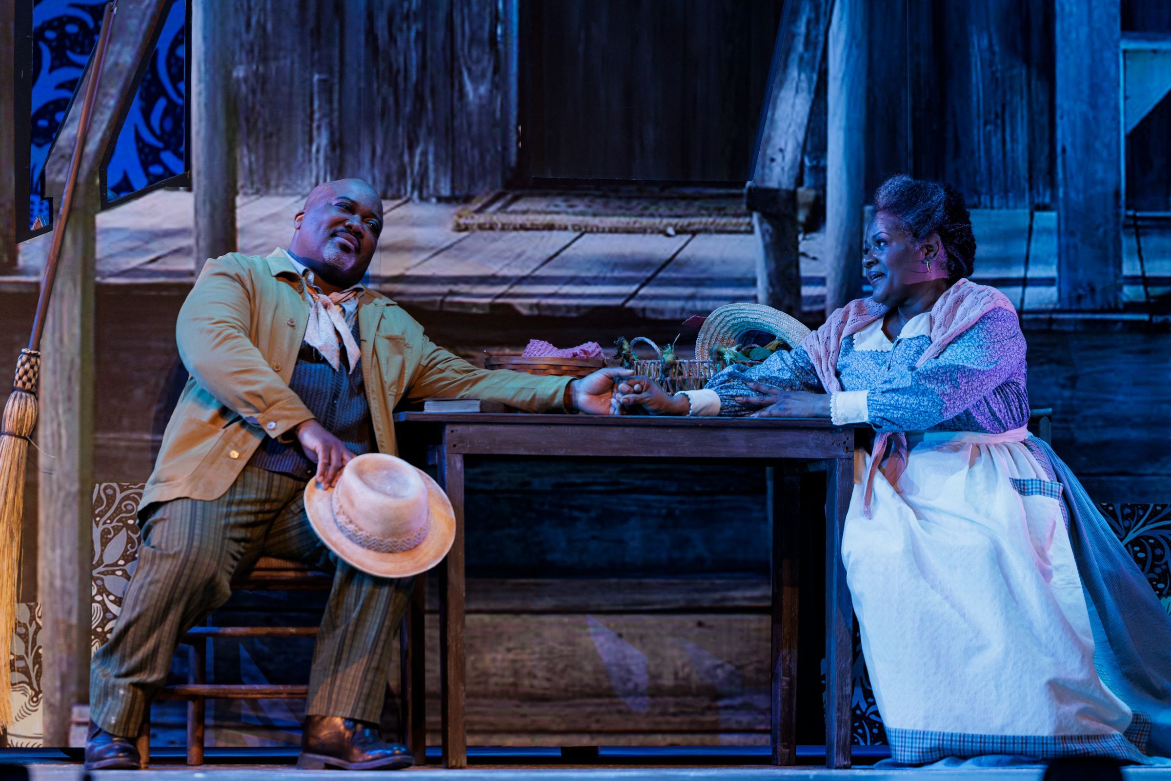 Kevin Short (Ned) and Tichina Vaughn (Monisha) &copy; Elman Studio