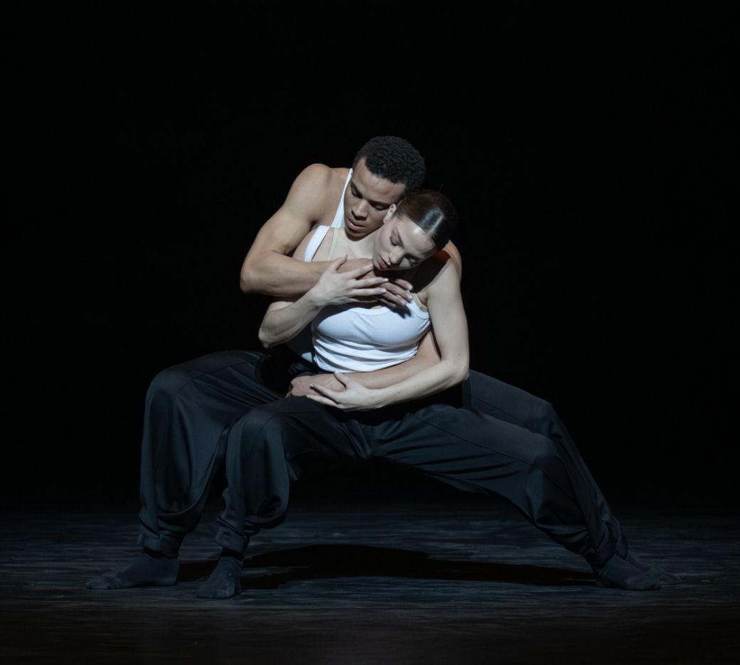 Zai Calliste and Ivana Bueno in Crystal Pite's <i>Body and Soul (Part 1)</i> &copy; Photography by ASH