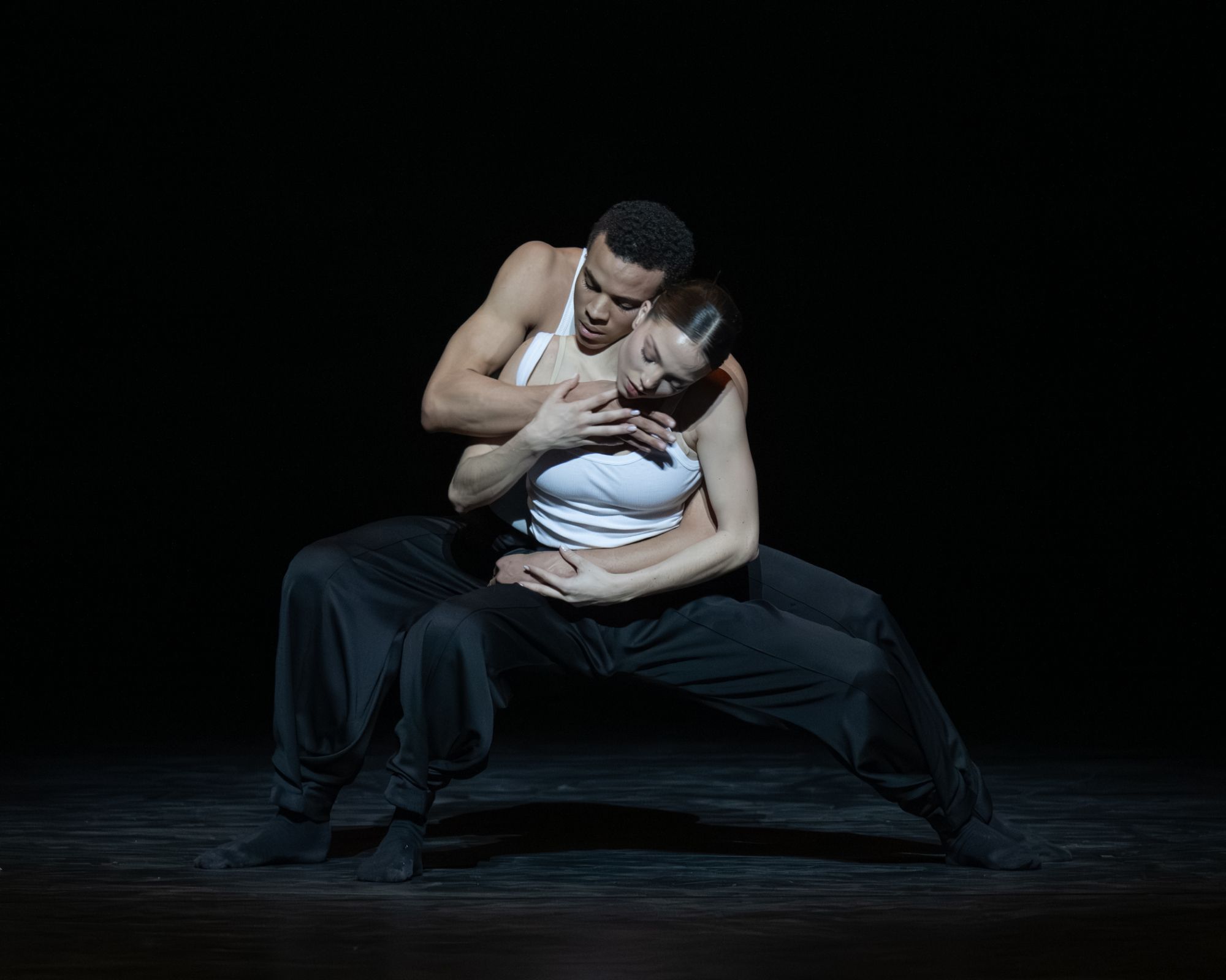 Zai Calliste and Ivana Bueno in Crystal Pite's <i>Body and Soul (Part 1)</i> &copy; Photography by ASH