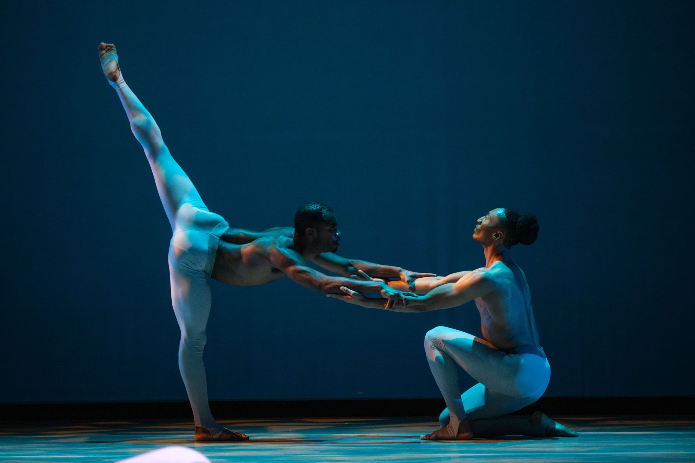 Xavier Logan and Xhosa Scott in Alvin Ailey's <i>Streams</i> &copy; Nir Arieli