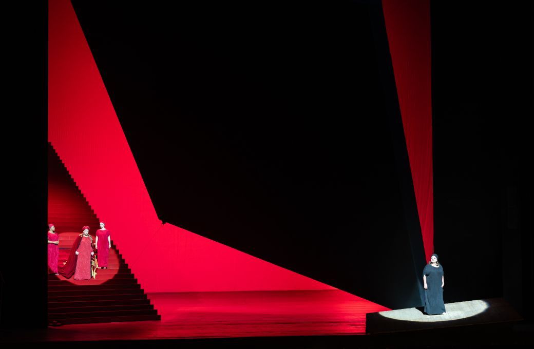 <i>Elektra</i> &copy; Geoffroy Schied