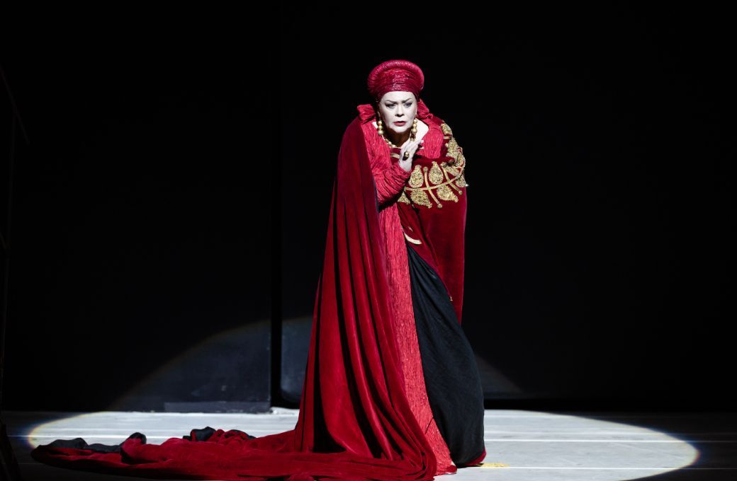 Violeta Urmana (Klyt&auml;mnestra) &copy; Geoffroy Schied
