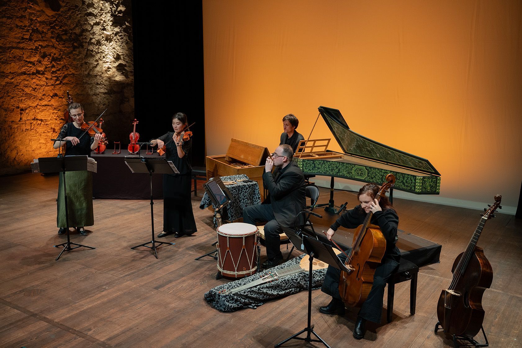 L'Ensemble Artifices dans la Salle des Franciscains à Nice © Louise Chastain