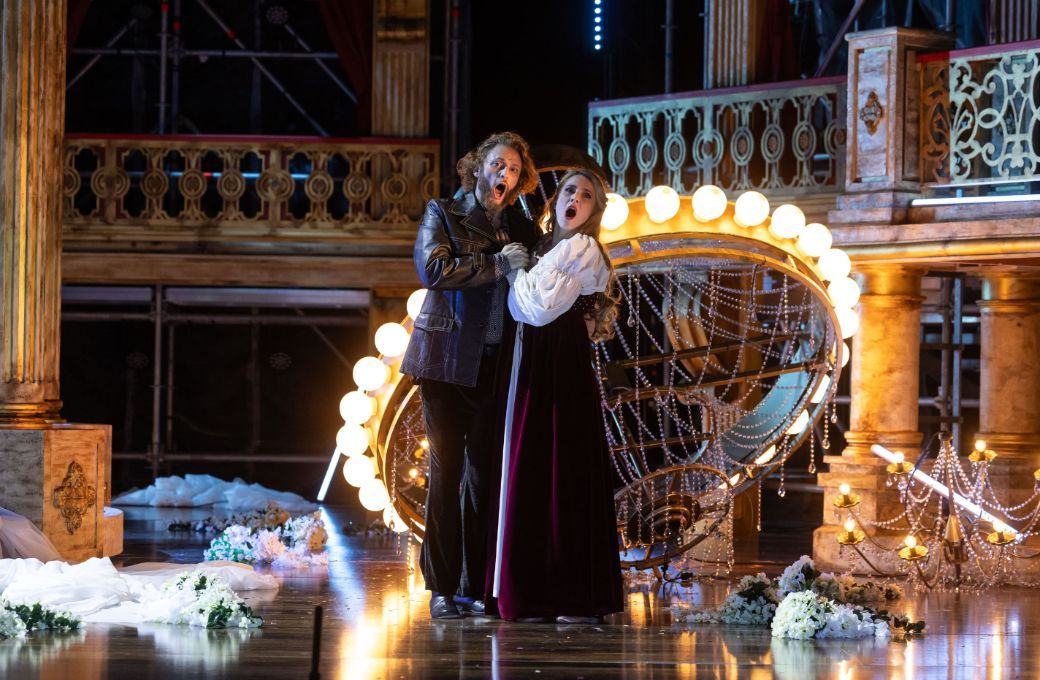 Airam Hernández (Roméo) y Sofía Esparza (Juliette) © Miguel Barreto | Auditorio de Tenerife