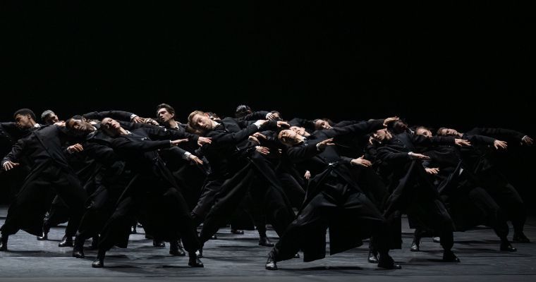 English National Ballet in Crystal Pite’s <i>Body and Soul (Part 1)</i> © Photography by ASH