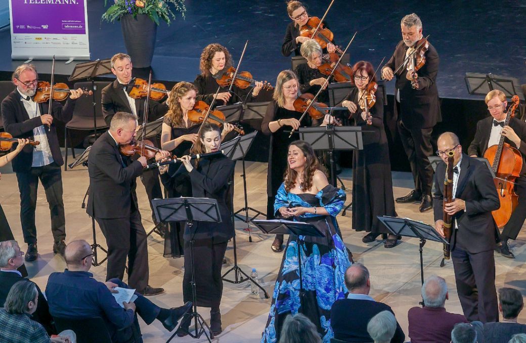 Amanda Forsythe mit dem Boston Early Music Festival Orchestra beim Abschlusskonzert &copy; Viktoria K&uuml;hne
