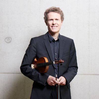 &copy; Volker Renner